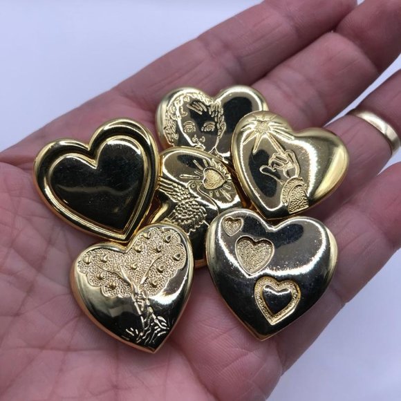 The Variety Club (6) Vintage Gold-Tone Heart Brooches - Picture 6 of 6